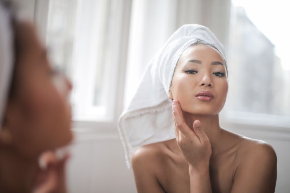 Benzoyl Peroxide vs. Salicylic Acid: Which Acne Treatment Wins?