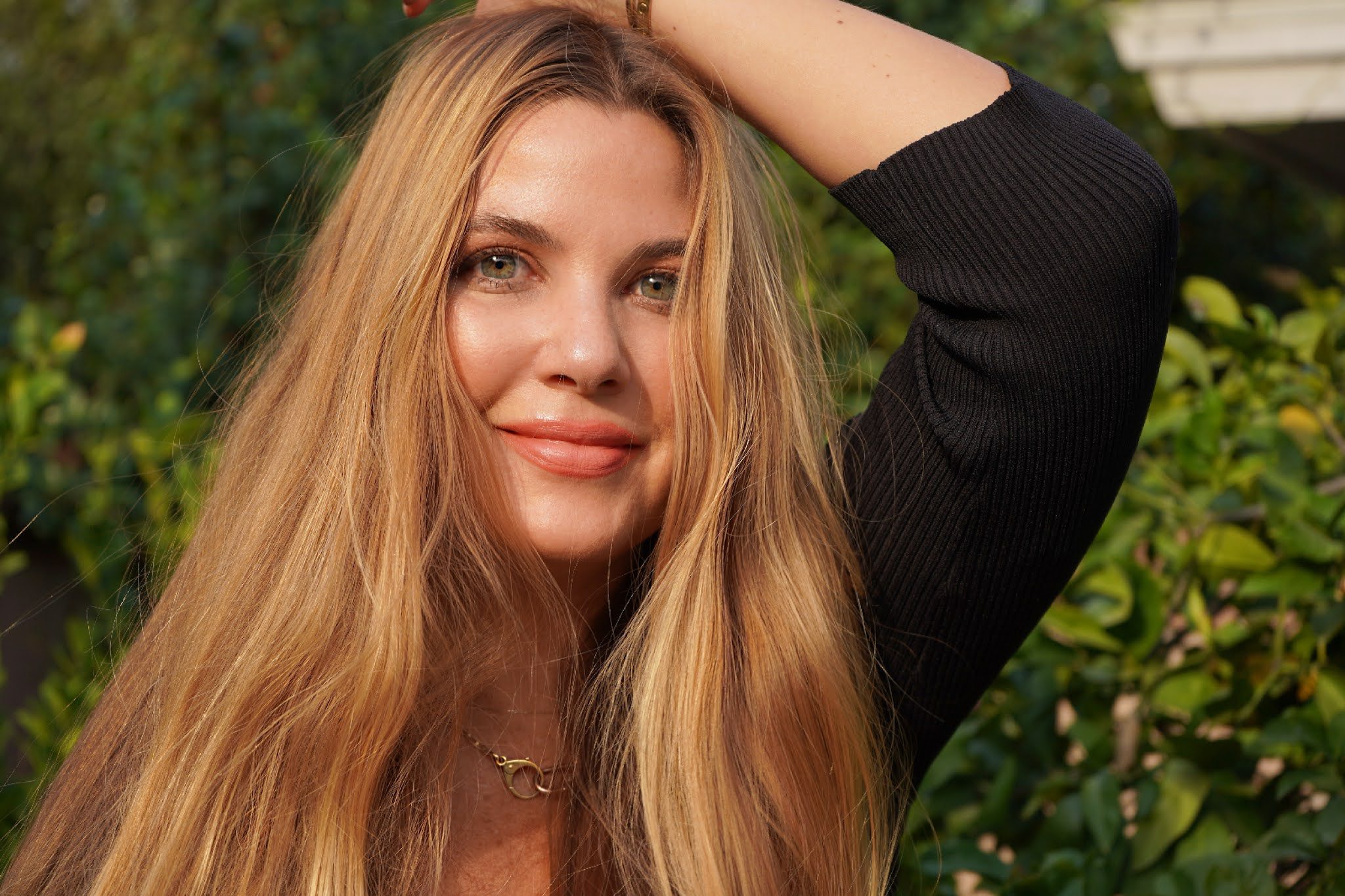 Seven Things for the End of October Featuring a Serucell Giveaway, Fresh Foundation, Nude Lips and Parisian Style