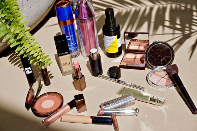 A 1960’s-Inspired Look Featuring Well-Loved Products on Heavy Rotation