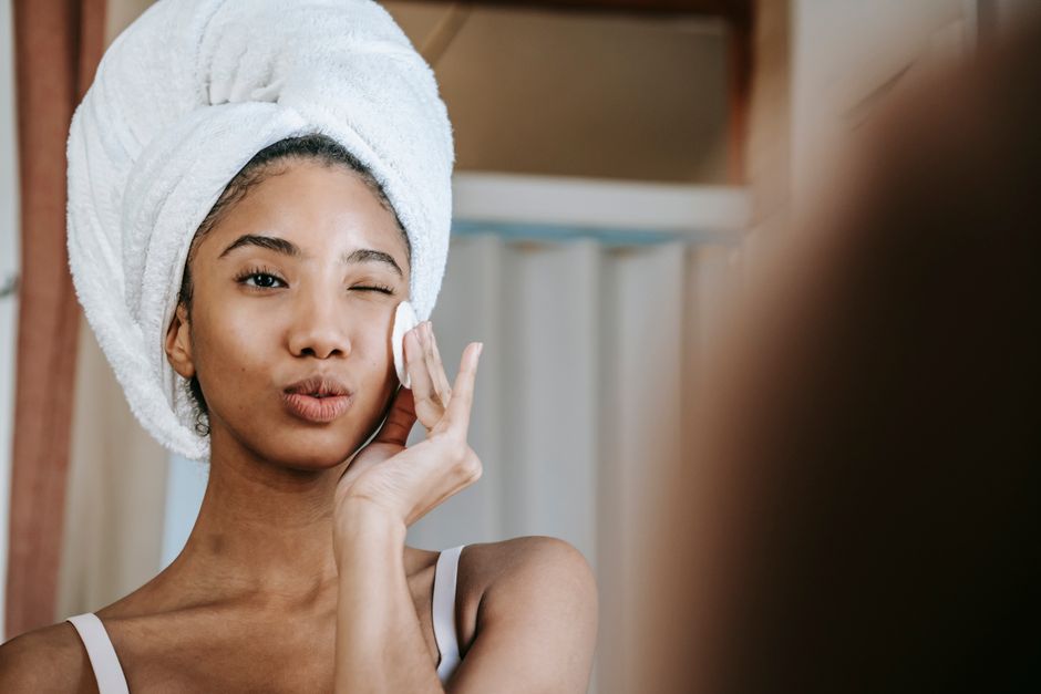 Fungal Acne Treatment: A Clear Skin Routine That Actually Works
