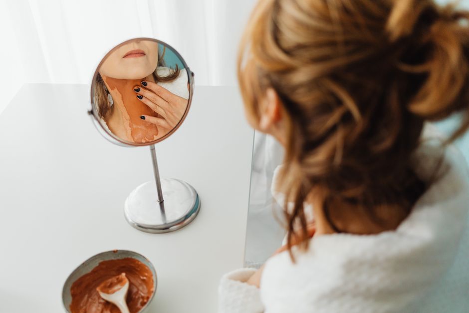 Neck Wrinkles Prevention: Neck Wrinkles in Your 30s: What Actually Works (No Expensive Creams)