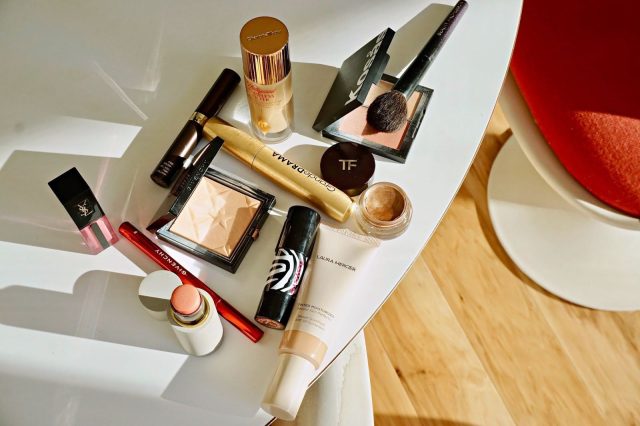 Simplicity in 21 Images: Introducing the New Laura Mercier Tinted Moisturizer and a Look at My Pinky Nude Lip Color Spree